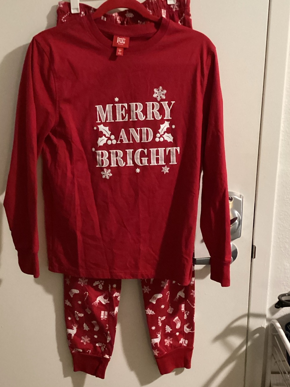 Macy's Red 'Merry and Bright' Kids Pajama Set